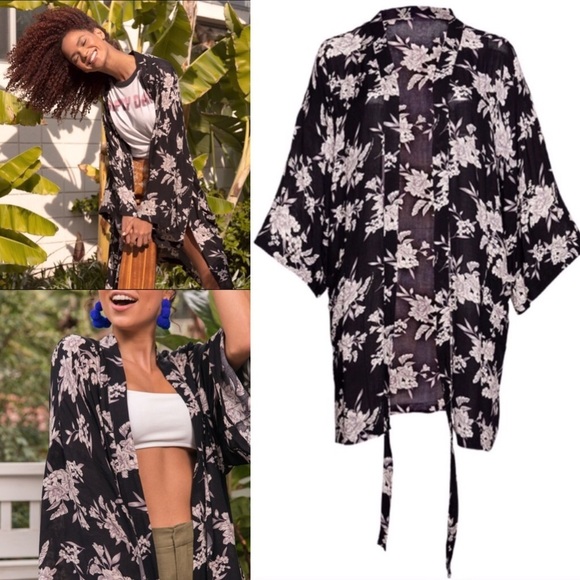Spiritual Gangster Maya Black Floral Kimono - Picture 11 of 11